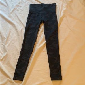 Spanx camo seamless legging